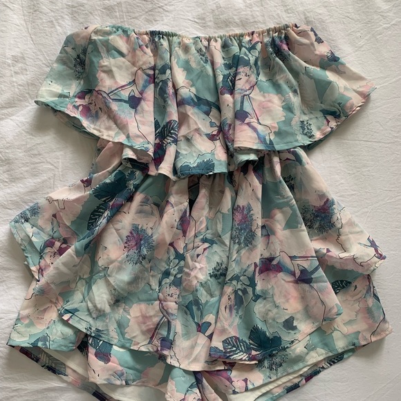 Ruffled jumpsuit in blue, pink and purple - Picture 2 of 5